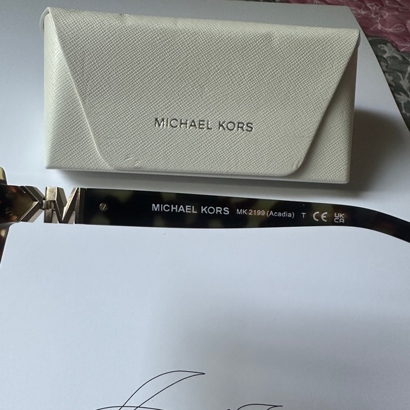 Michael Kors Acadia Bi-layer Sunglasses - Picture 7 of 10